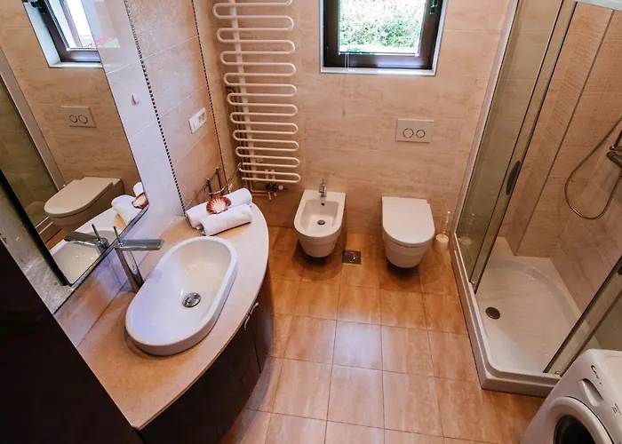 Malinina Villa Mali Iž