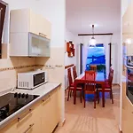 Malinina * Mali Iž